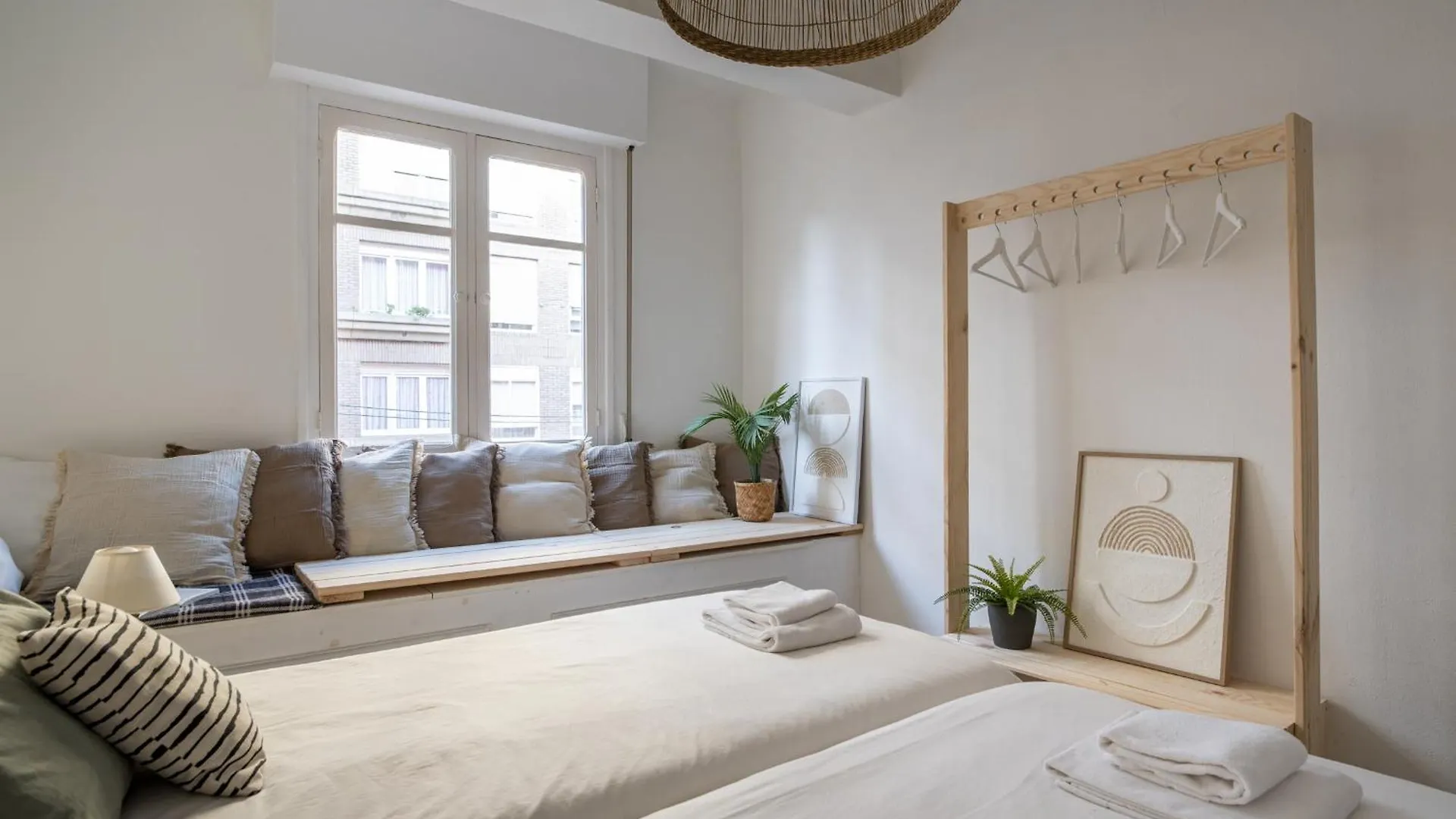 Cornelia 31- Your Home In Santander